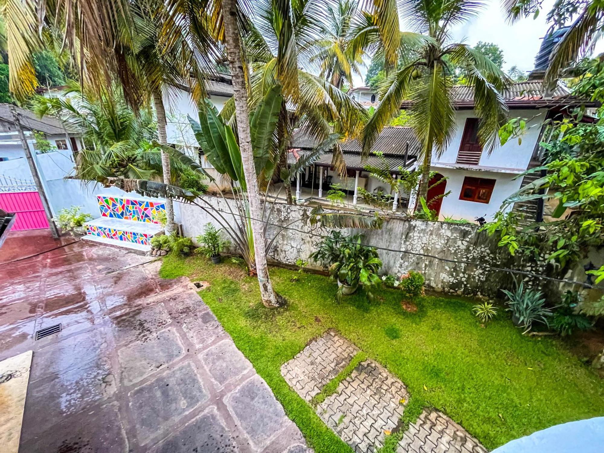 Galle Camellia Exteriör bild